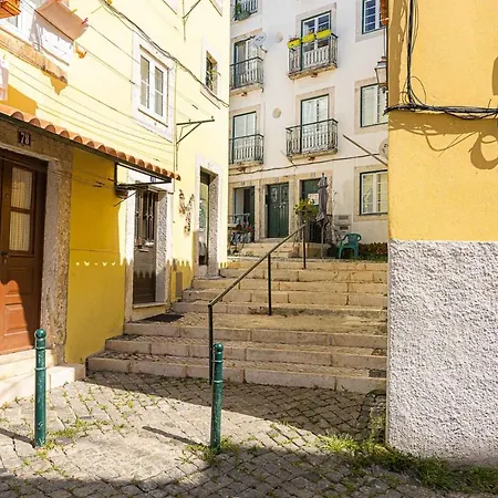Apartamento Pateo Das Cantigas Balcony Appartamento Lisbona